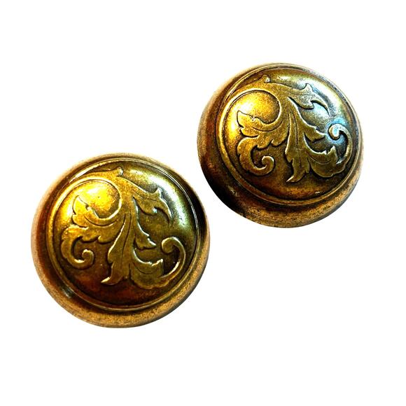 NEXT embossed brass clip on earrings chunky vintage 1990’s boss lady jewelry - Picture 2 of 7
